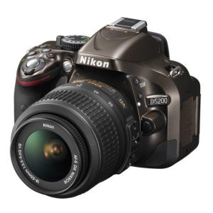 Фотоаппарат D5200 Kit 18-55 мм f/3.5-5.6, бронзовый